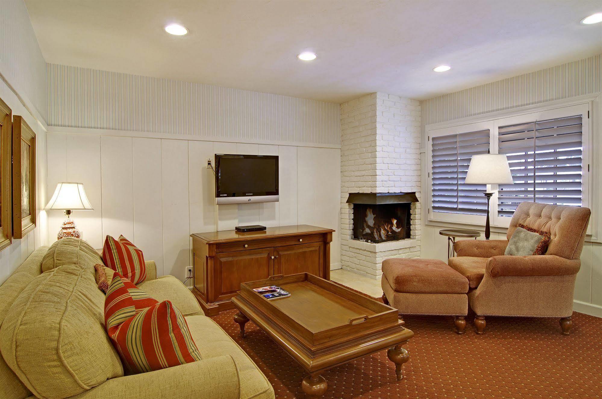 Wayside Inn Carmel-by-the-Sea Экстерьер фото