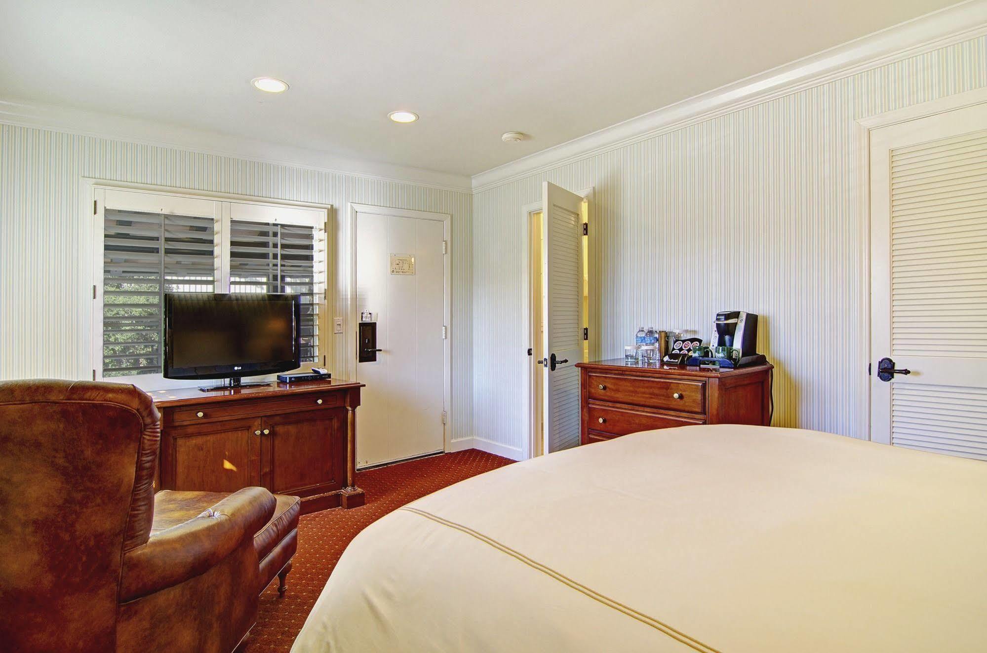 Wayside Inn Carmel-by-the-Sea Экстерьер фото