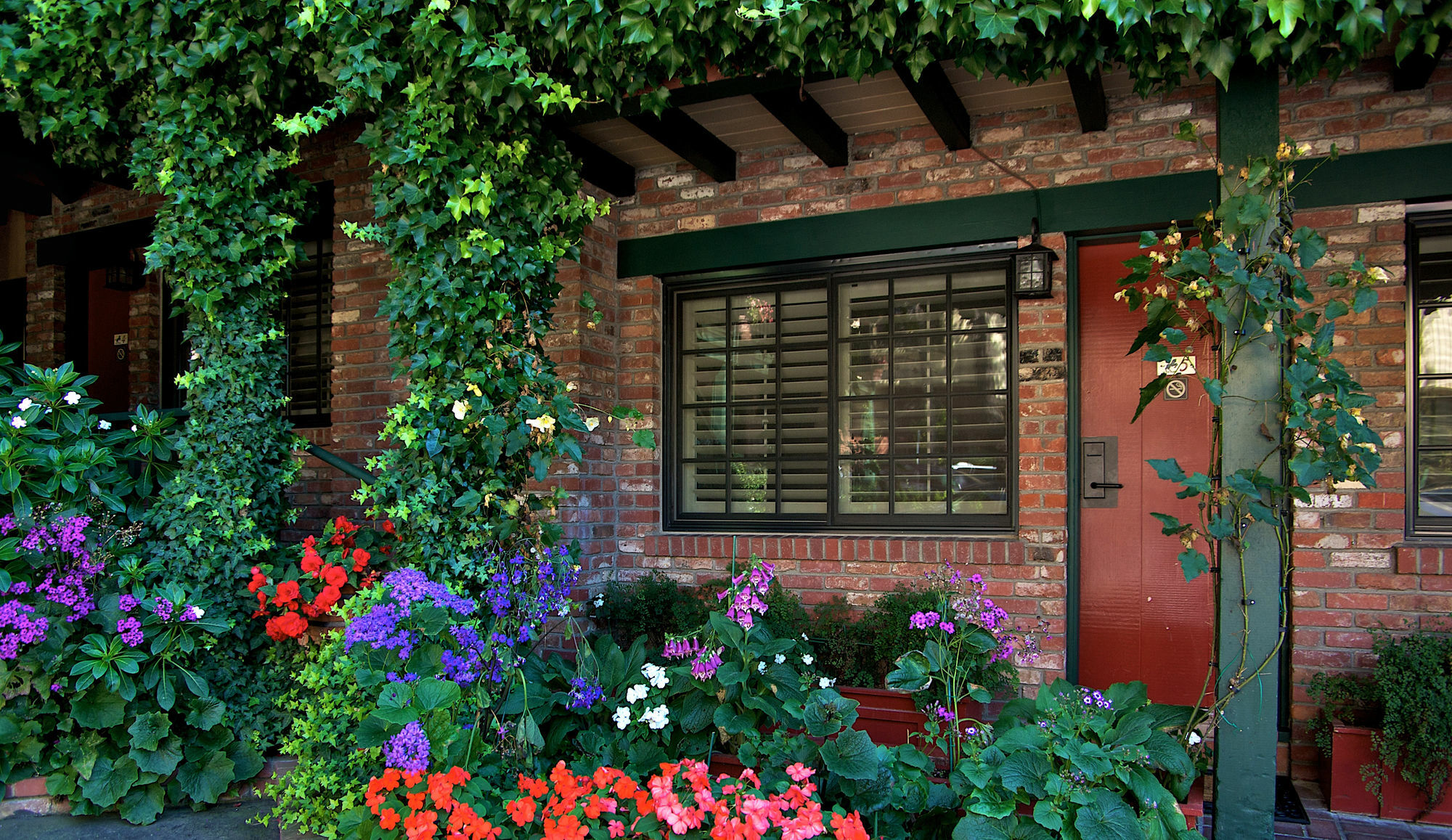 Wayside Inn Carmel-by-the-Sea Экстерьер фото